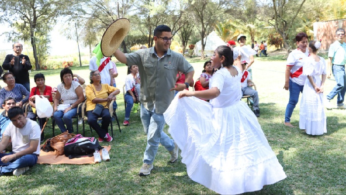 Marinera y tondero