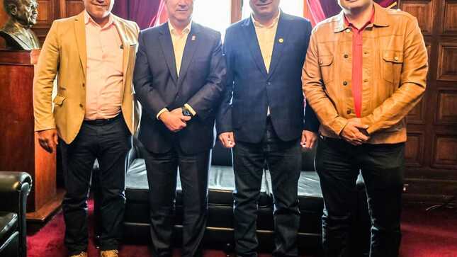 Gestión de autoridades logra que ministro de transportes se comprometa a hacer realidad el puente de Carrasquillo
