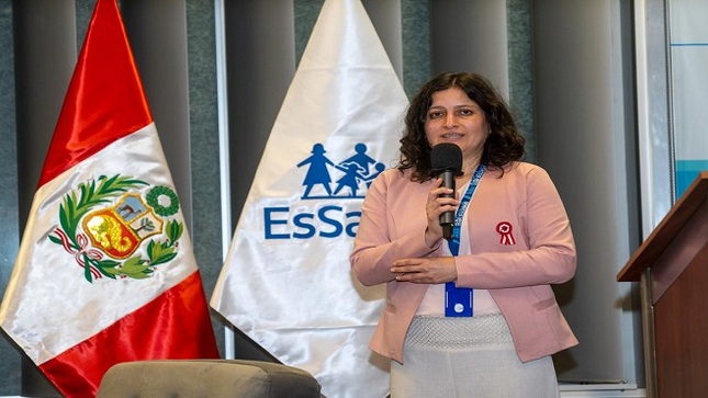 EsSalud realizó simposio sobre oportunidades y retos de la inteligencia artificial en salud
