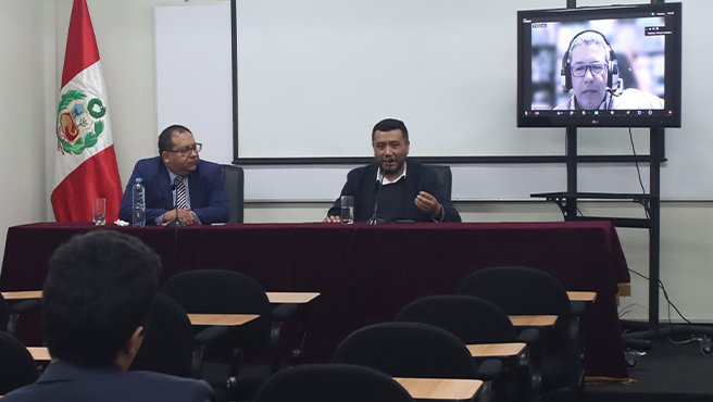 En conversatorio sobre cine y derecho se abordó la película “12 hombres en pugna”