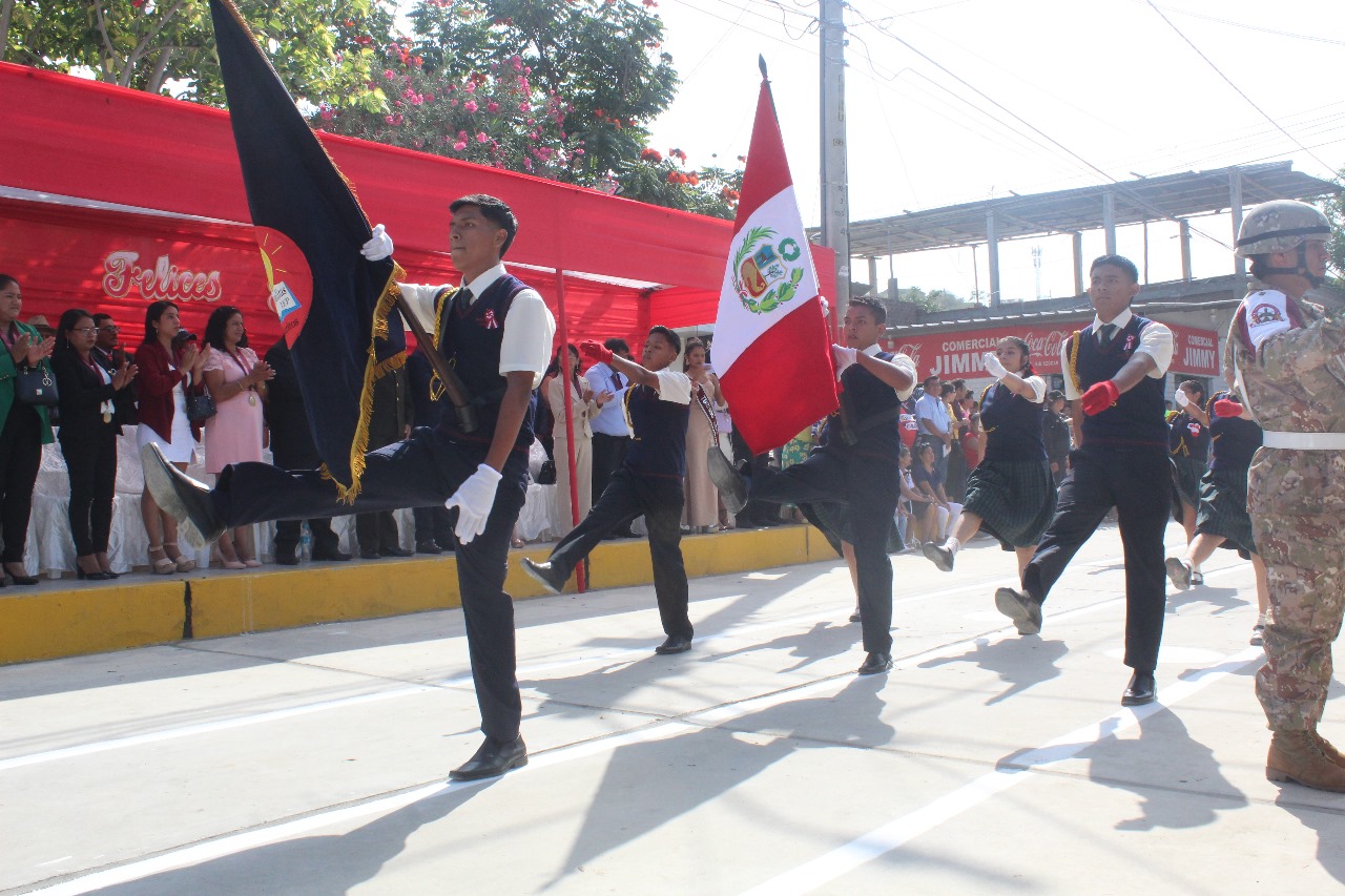 Desfile De Fiestas Patrias