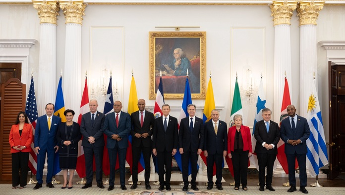 Canciller expresó enérgica defensa de la democracia en el hemisferio durante la Reunión Ministerial de APEP