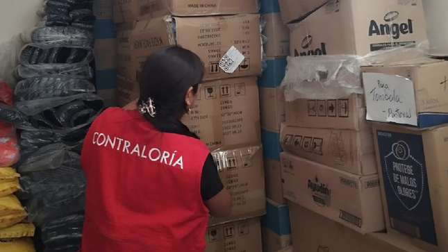 La Contraloría General evidenció que en el 2022 servidores de la Unidad de Gestión Educativa Local (UGEL) de Huaraz dilataron el proceso de adquisición de mascarillas descartables para el retorno presencial y semipresencial a las clases y concretaron la compra cuando la emergencia sanitaria por la Covid-19 había terminado. Este hecho ocasionó a la entidad un perjuicio por S/ 432 216. 