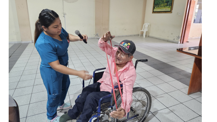𝐌𝐃𝐓 realiza tercera sesión de capacitación a cuidadores de personas con discapacidad severa