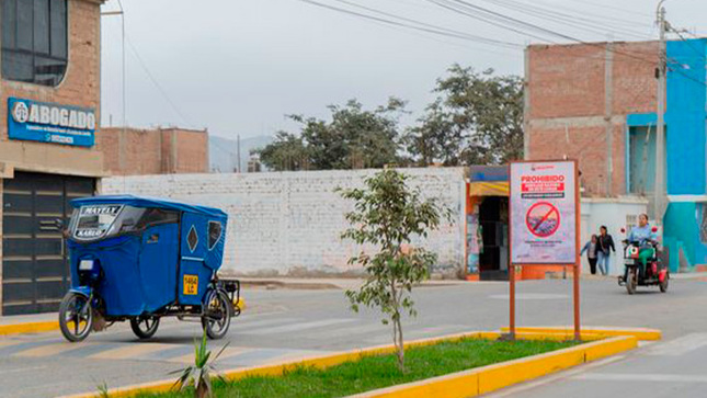 Se continúa colocando carteles con mensajes de sensibilización, educación y exhortación sobre la mala práctica que cometen algunos vecinos.