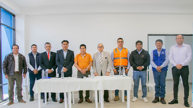 Alcalde de Huarmey y autoridades informan del estado situacional del PTAP Huarmey