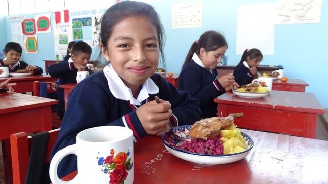 Complementan servicio alimentario escolar