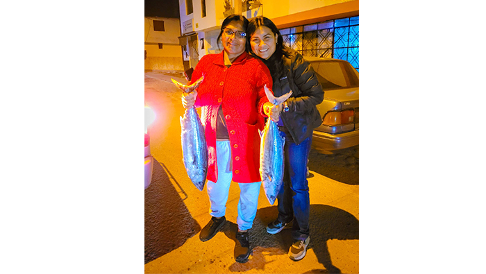 La Municipalidad de Mejía distribuye pescado fresco a los pobladores del distrito