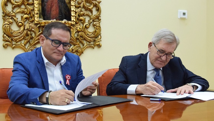 Firman convenio