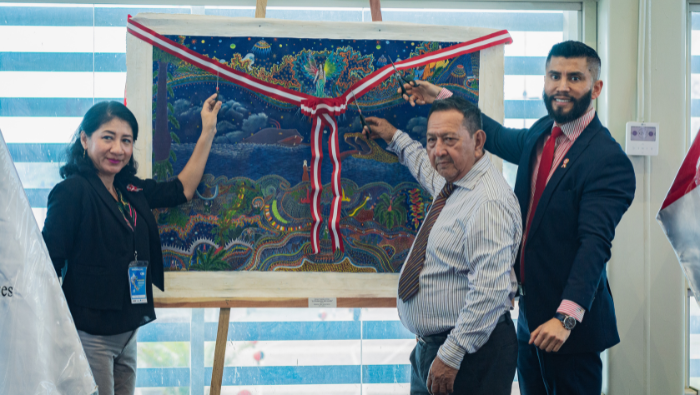 Cancillería Pucallpa inaugura la muestra “Paisajes Visionarios: la sabiduría ancestral en la obra de Dimas Paredes”