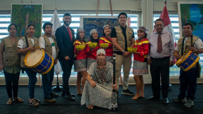 Cancillería Pucallpa inaugura la muestra “Paisajes Visionarios: la sabiduría ancestral en la obra de Dimas Paredes”