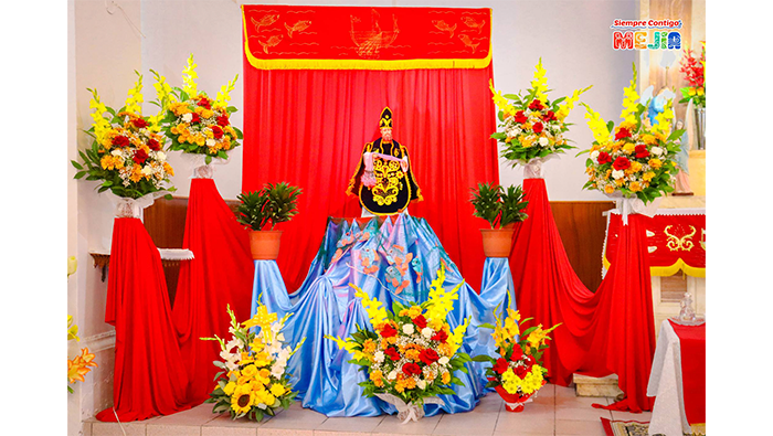 Celebración por el día de San Pedro y San Pablo