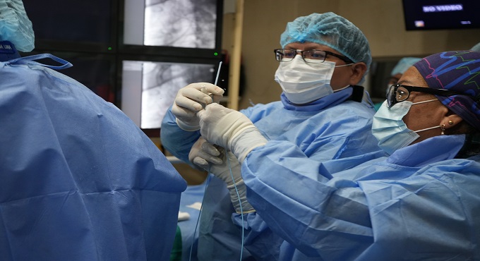 EsSalud: Hospital Almenara salva vida de hombre con aneurisma cerca al corazón