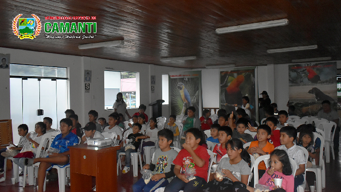 Cine Ecoamigable en Quincemil Promueve Conciencia Ambiental
