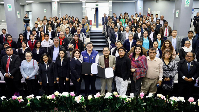 Institutos de Educación Superior se convertirán en gestores promotores de salud a través de convenio con GERESA