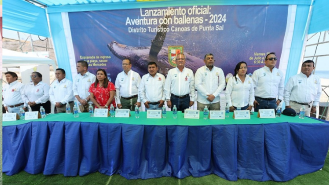 Foto Lanzamiento oficial del avistamiento de ballenas en Cancas  