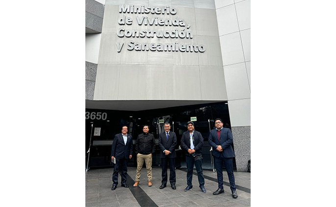 Autoridades buscan garantizar la sostenibilidad del proyecto de agua y desagüe en Huarmey.