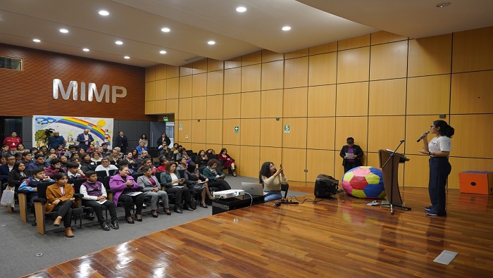 CCONNA Huaral presentes en el MIMP
