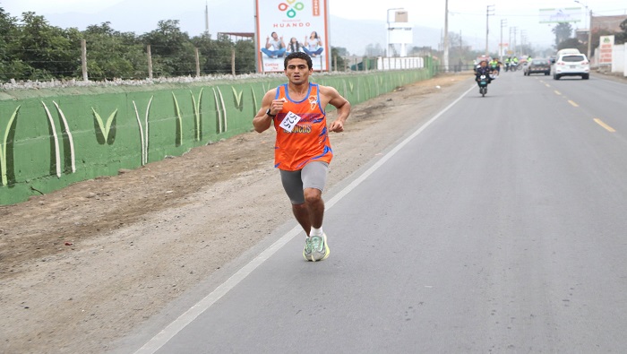 carrera pedestre 6k "Huaral Bicentenario 2024"