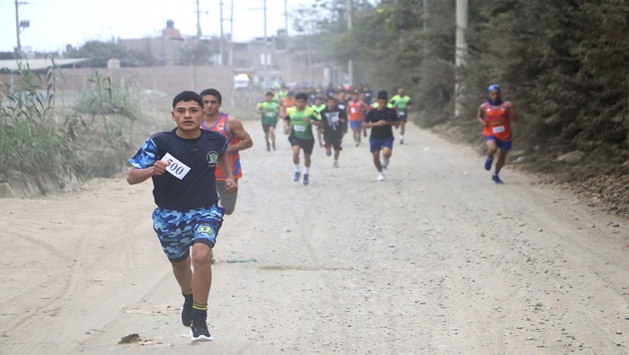 carrera pedestre 6k "Huaral Bicentenario 2024"