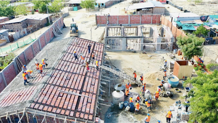 Construcción de la I.E .I Olivares San Fernando a un 20% de avance