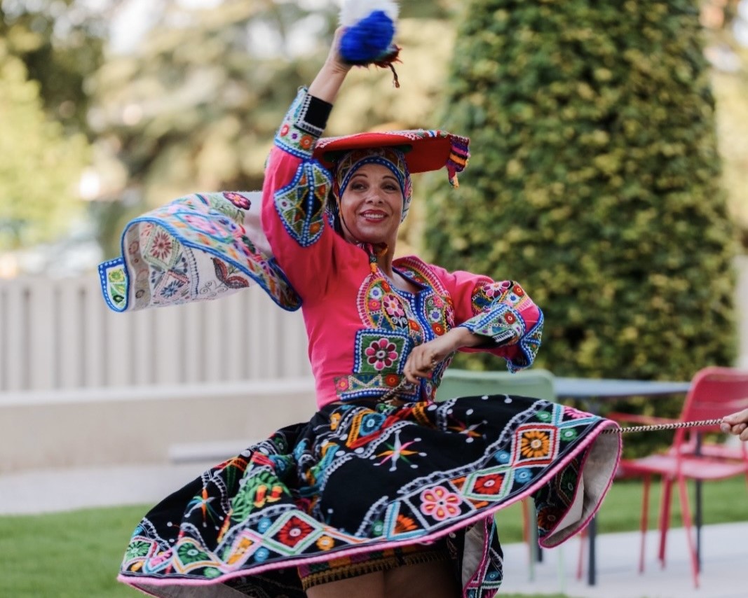 América Baila