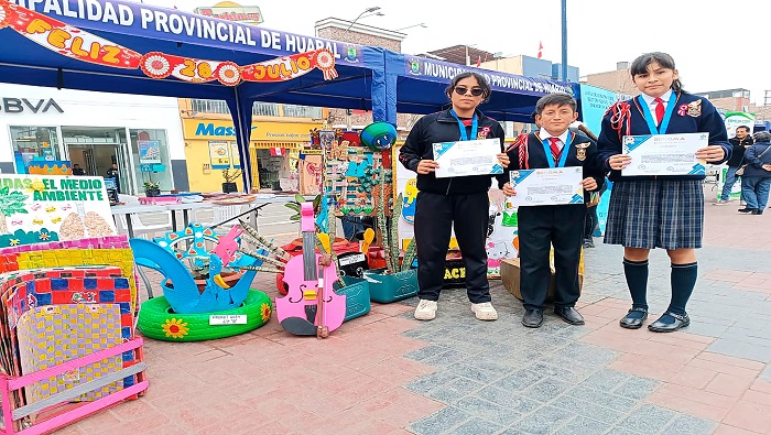Con รฉxito se realizรณ el Ecofest y concurso de manualidades con material reciclado
