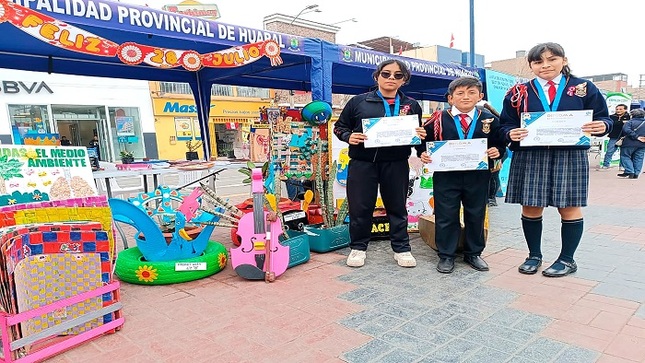 Con éxito se realizó el Ecofest y concurso de manualidades con material reciclado