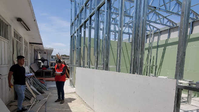 La Contraloría General determinó que funcionarios y servidores del Hospital Regional Eleazar Guzmán Barrón tramitaron y autorizaron el pago total por la ejecución de servicios de mantenimiento de infraestructura hospitalaria sin estar culminados ni aplicar las respectivas penalidades por incumplimiento en el 2022. Esto generó un perjuicio económico a la entidad por S/ 429 300 e impide a los usuarios acceder a las atenciones oncológicas.