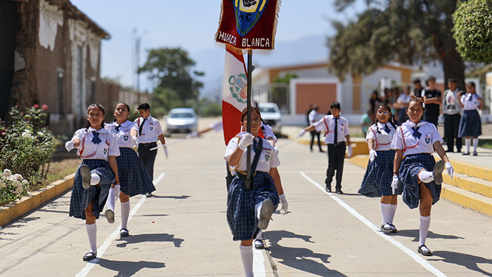Imagen del Desfile Institucional por el aniversario de la Institución Educativa Inicial "058 Niño Jesús".
