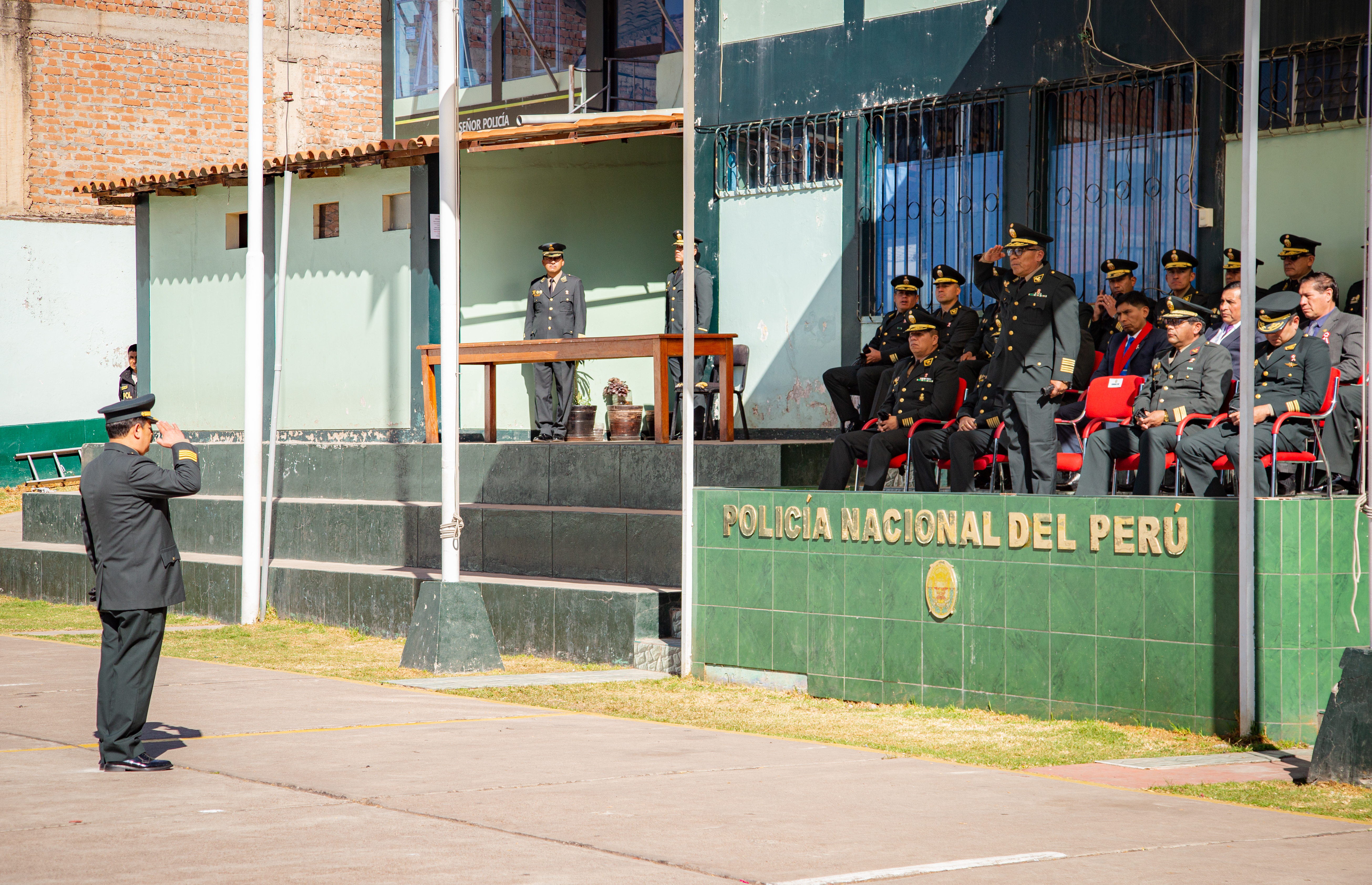 Jefe de la ODANC Cusco participó en ceremonia del Vigésimo Sexto Aniversario de Creación de la Oficina de Criminalistica de Cusco