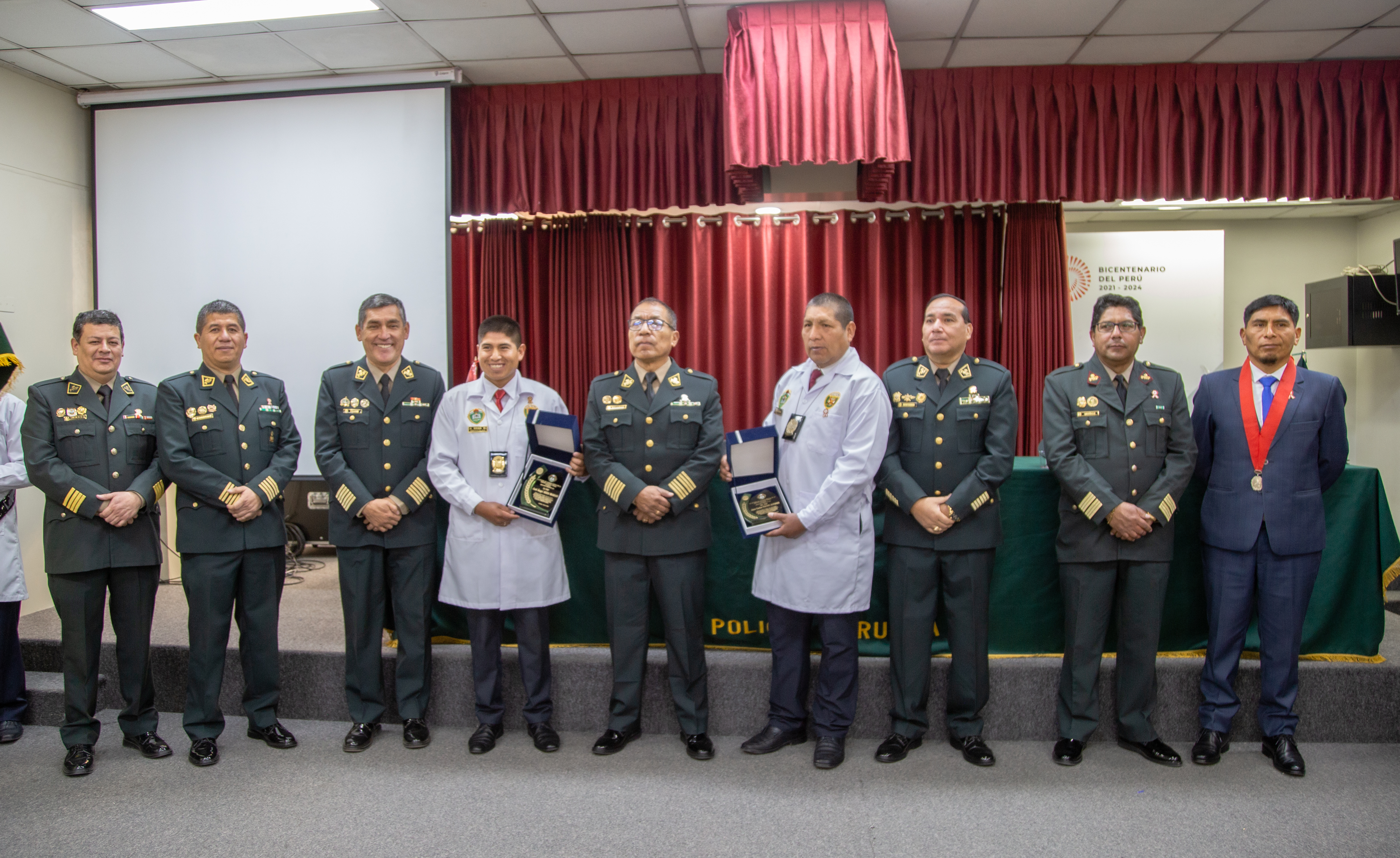 Jefe de la ODANC Cusco participó en ceremonia del Vigésimo Sexto Aniversario de Creación de la Oficina de Criminalistica de Cusco