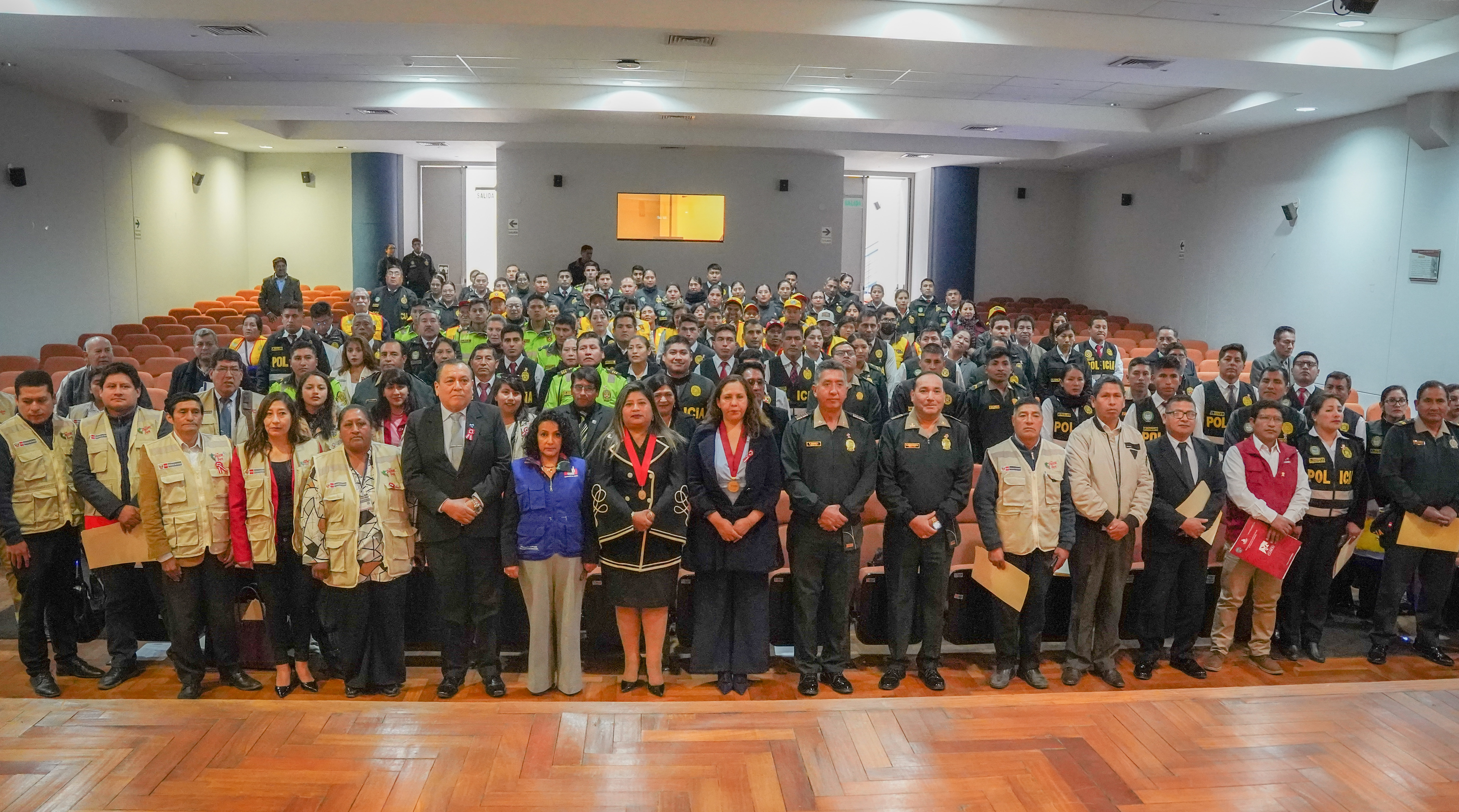 Presidenta de la Corte de Cusco participó en Foro Descentralizado "Policía Comunitaria y Participación Ciudadana"