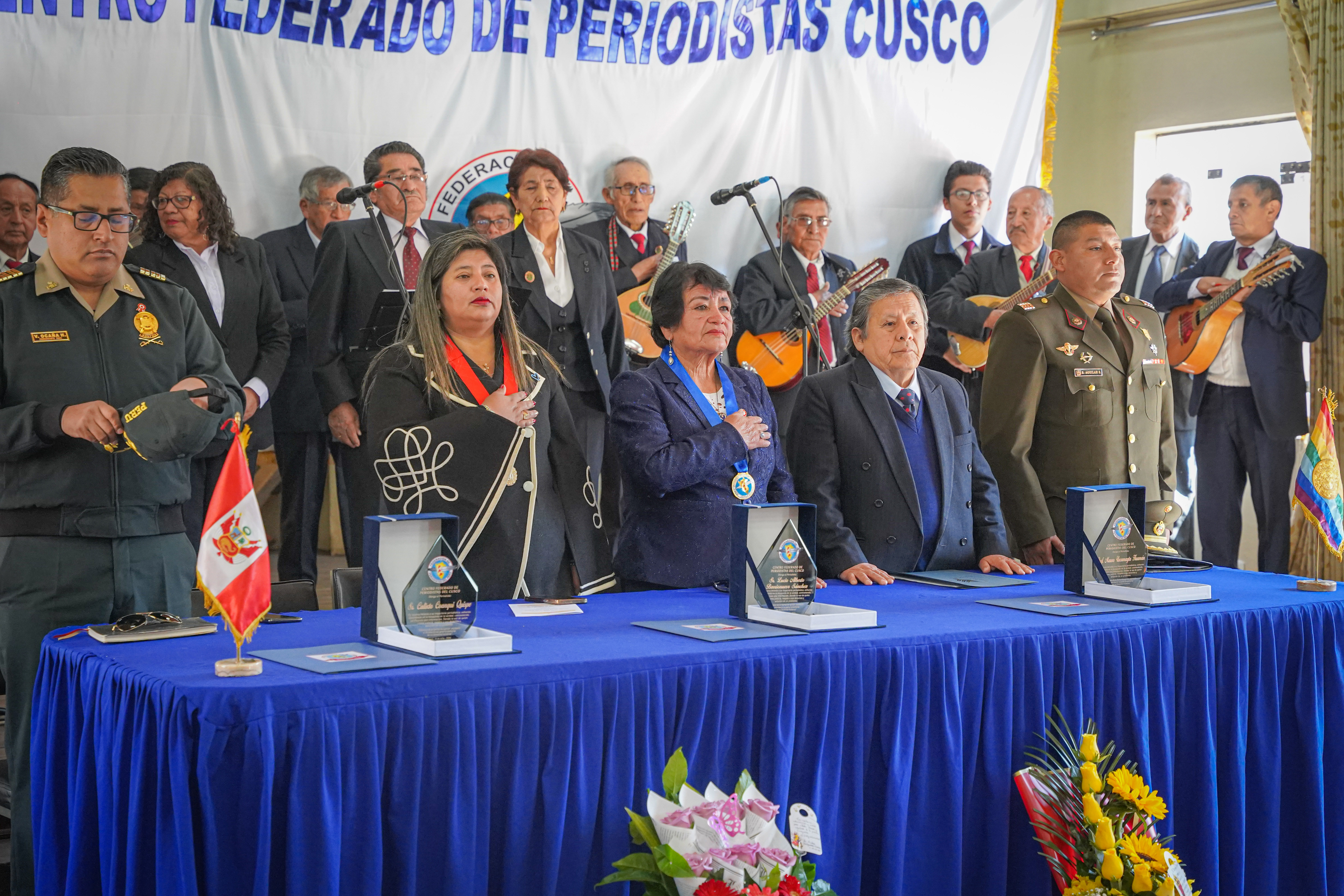 Presidneta de la Corte de Cusco asistió a la Ceremonia por el LXXII Aniversario del Centro Federado de Periodistas de Cusco