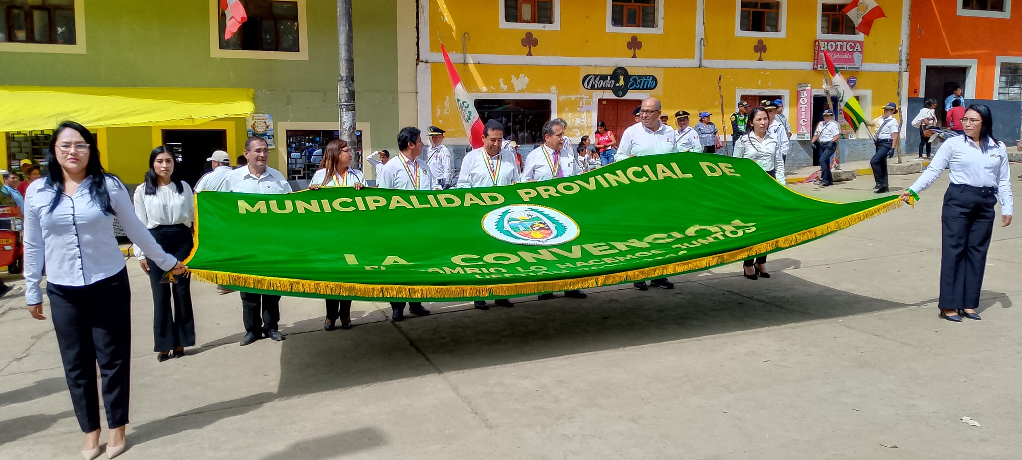Ocobamba celebra su 167° aniversario con sesión solemne y desfile