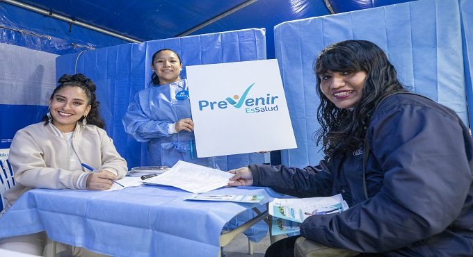 EsSalud Apurímac firma alianzas con instituciones para prevenir enfermedades crónicas y tipos de cáncer entre sus trabajadores