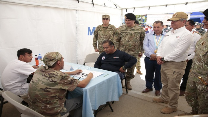 Campaña Multisectorial impulsada por el MINDEF brindó más de 13 mil atenciones en Manitea