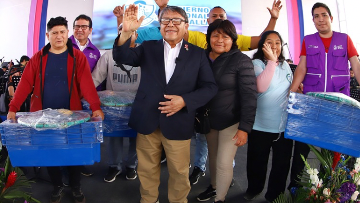 Gobierno Regional del Callao entrega títulos de propiedad a familias porcicultoras y kits de pesca a las asociaciones artesanales pesqueras