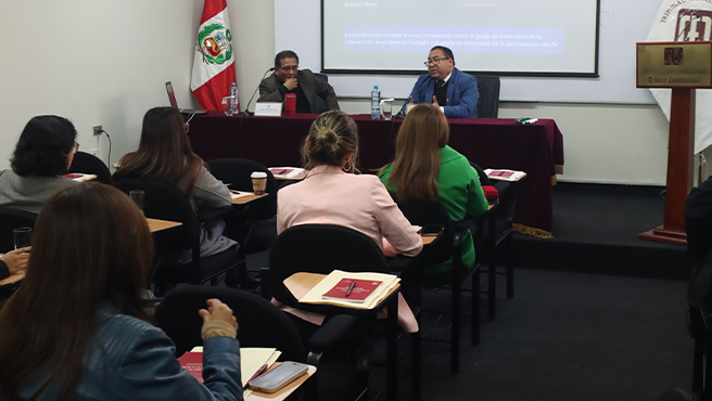 Curso sobre derechos fundamentales y test de proporcionalidad realizó el Centro de Estudios Constitucionales del TC