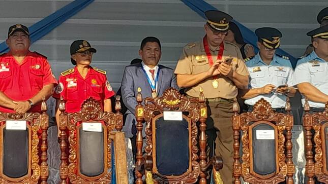 La Municipalidad Distrital de Belén, Tony Isuiza Tangoa, participa de la ceremonia por el Día de la Fuerza Aérea