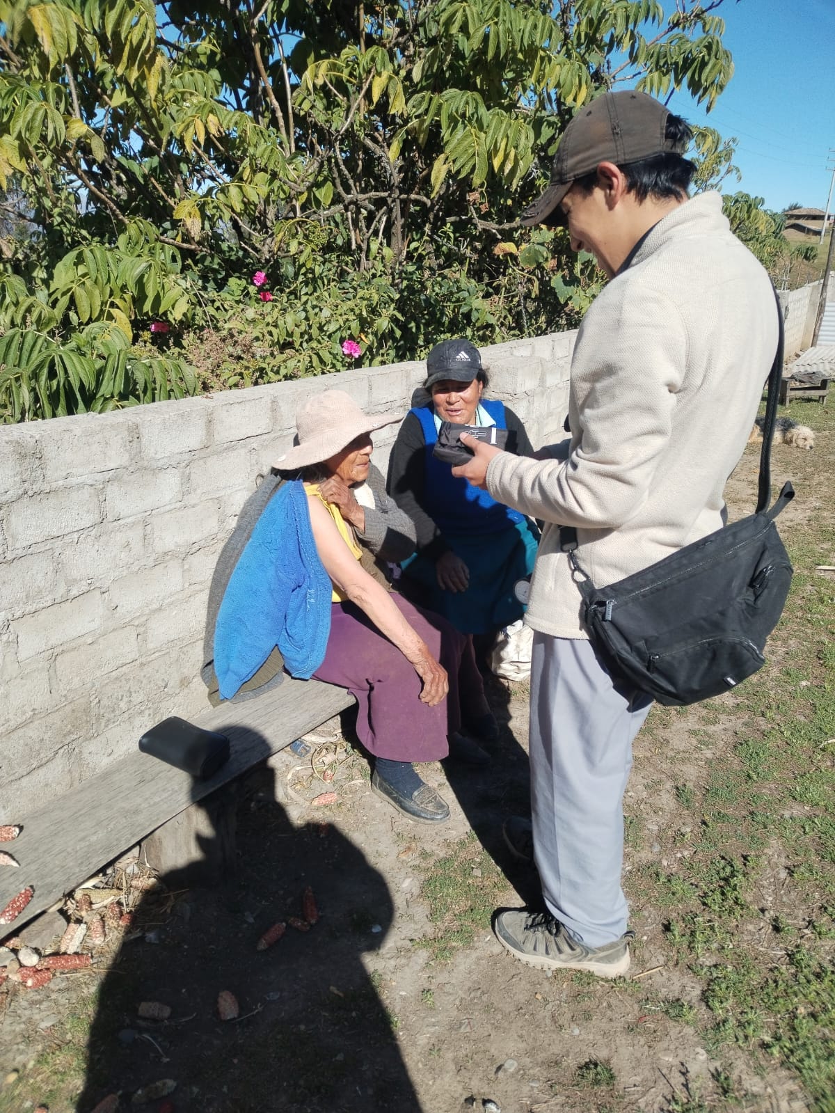 Atención integral a adultos mayores y personas con discapacidad en Cajabamba