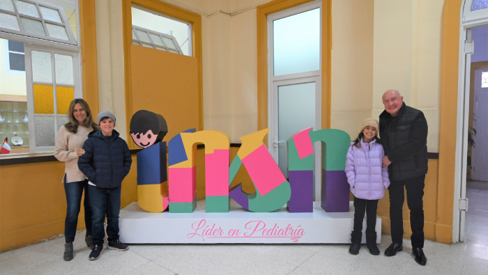 Donan cambiadores de pañales públicos al INSN