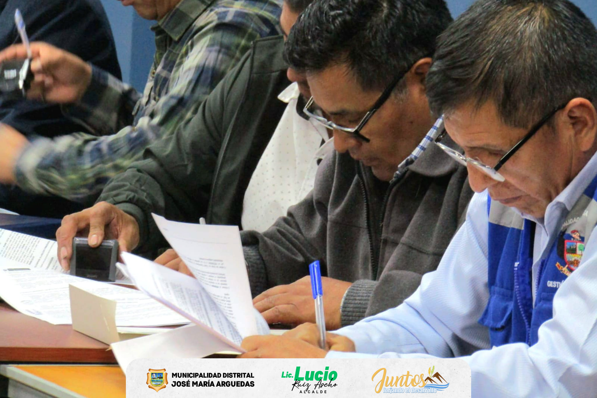 Imagen de la firma de convenio