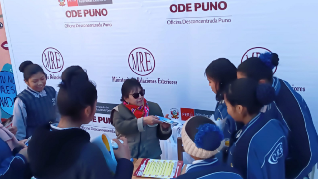 Cancillería Puno combate la trata de personas con campaña de sensibilización en institución educativa