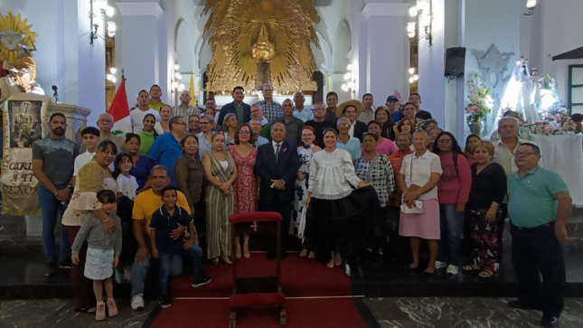 Consulado General del Perú en Puerto Ordaz conmemora 203 años de independencia con eventos festivos