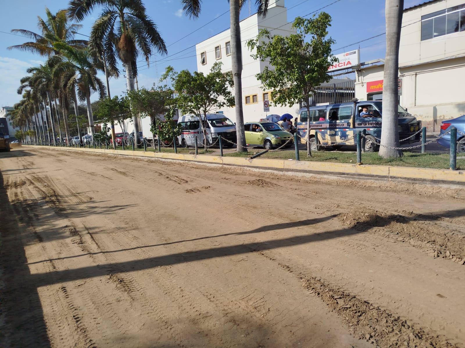 Av. Miguel Grau 3