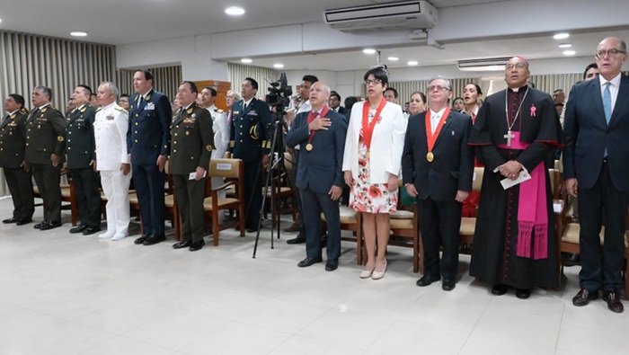 Sesión solemne por los 203. aniversario del Perú