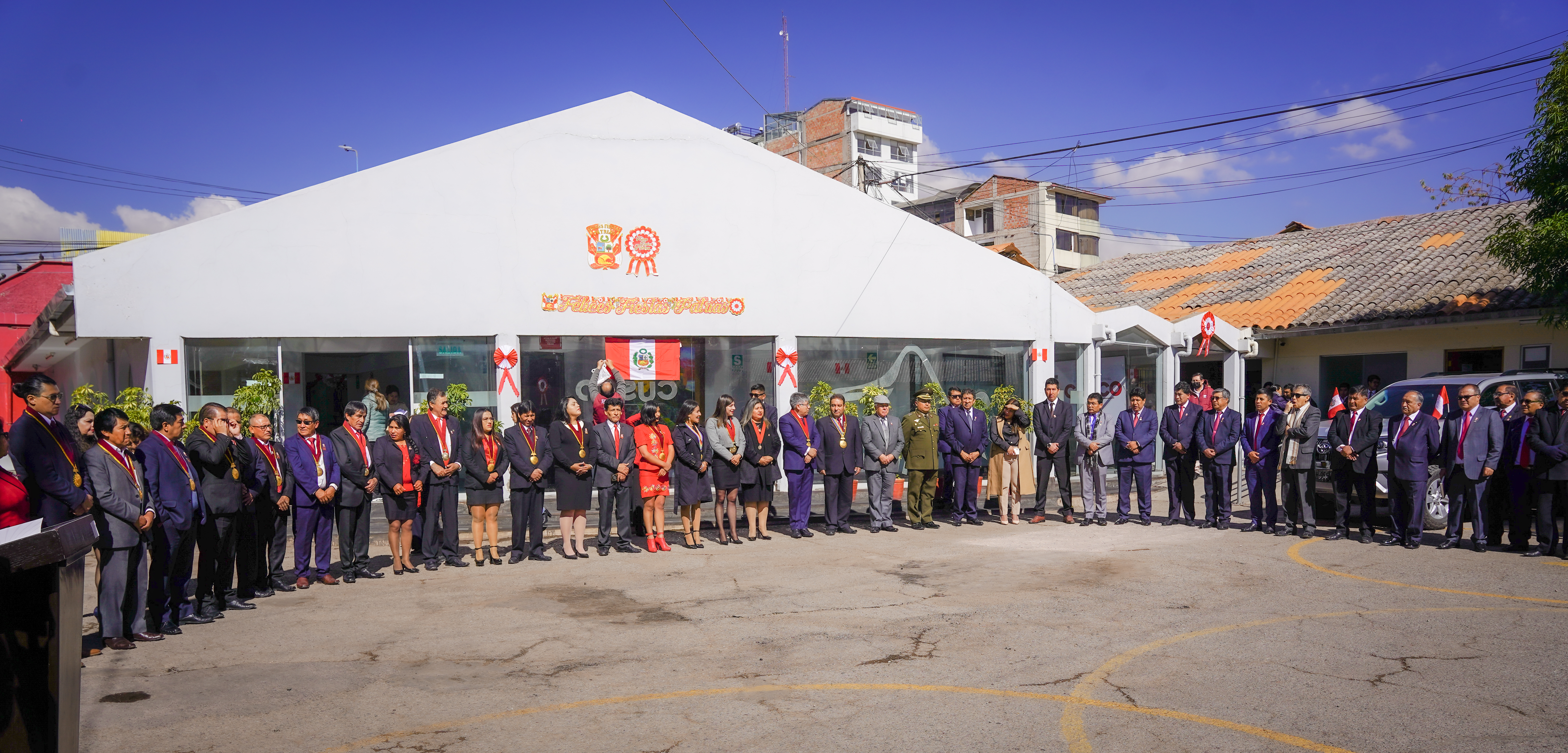 Presidenta de la corte de Cusco asistió en Sesión Solemne del Consejo Regional en Conmemoración al Bicentenario de la Independencia del Perú