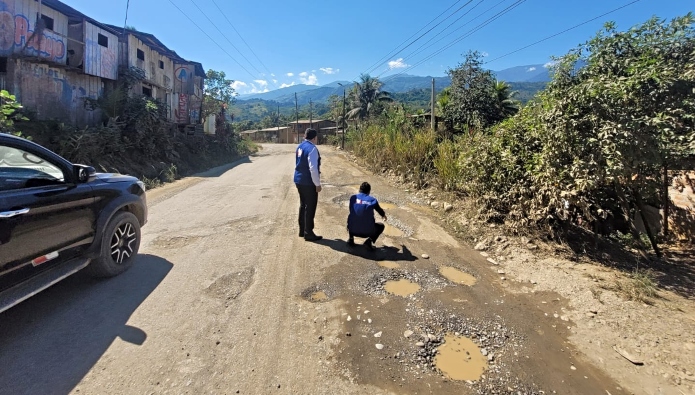 El módulo de la Defensoría del Pueblo en Pichari, ubicado en el Valle de los ríos Apurímac, Ene y Mantaro (Vraem), solicitó a Provías Nacional atender con prioridad el mal estado en que se encuentra la carretera que une a los distritos de Ayna, en la provincia ayacuchana de La Mar; y de Pichari, Kimbiri y Unión Asháninka en la provincia de La Convención, en Cusco