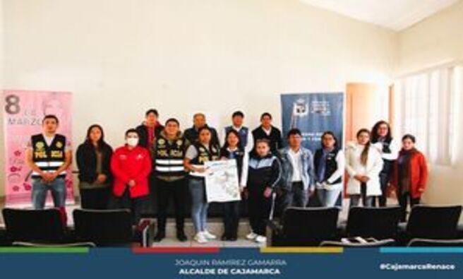 📌La Municipalidad Provincial de Cajamarca ha iniciado actividades en conmemoración del Día Mundial Contra la Trata de Personas, que se celebra el 30 de julio. En el distrito de La Encañada, se brindó asistencia técnica junto con la DIVINCRI para formar el Comité Distrital de Lucha contra la Trata de Personas.
✅El lunes se realizará una campaña de sensibilización en la Casa Renace Mujer y Familia, con la participación de instituciones involucradas. El 30 de julio, se llevará a cabo una conferencia de prensa en la Casona Espinach, seguida de una misa en la Iglesia La Catedral y un pasacalle en la Plaza de Armas. La jornada concluirá con una vigilia en memoria de las víctimas en la Plaza Mayor.